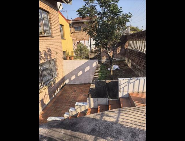 2 BEDROOM HOUSE FOR SALE IN WESTCLIFF